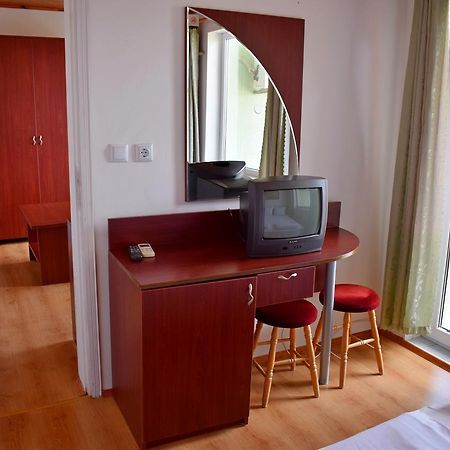 Royal Hostel فارنا المظهر الخارجي الصورة
