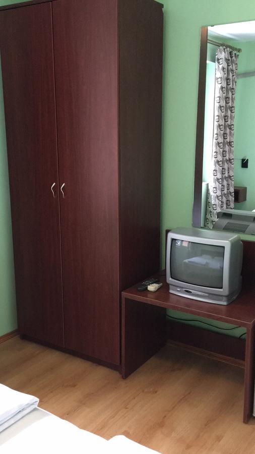 Royal Hostel فارنا المظهر الخارجي الصورة