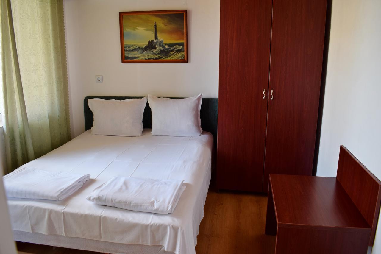 Royal Hostel فارنا المظهر الخارجي الصورة